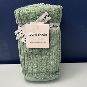 NWT Calvin Klein 2 Piece Hand Towel